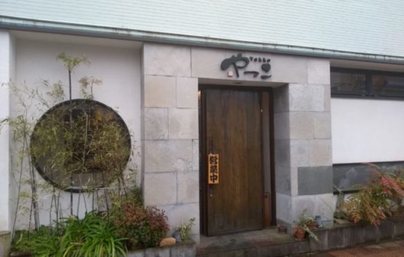 ラーメン、そば、うどん!食べたいものが決まらないときは「やっこ」へ