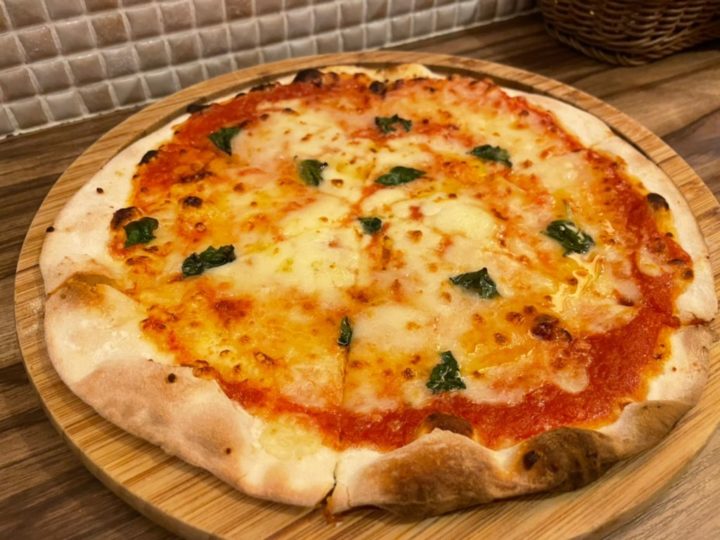 地中海食堂Tondo　ピザ
